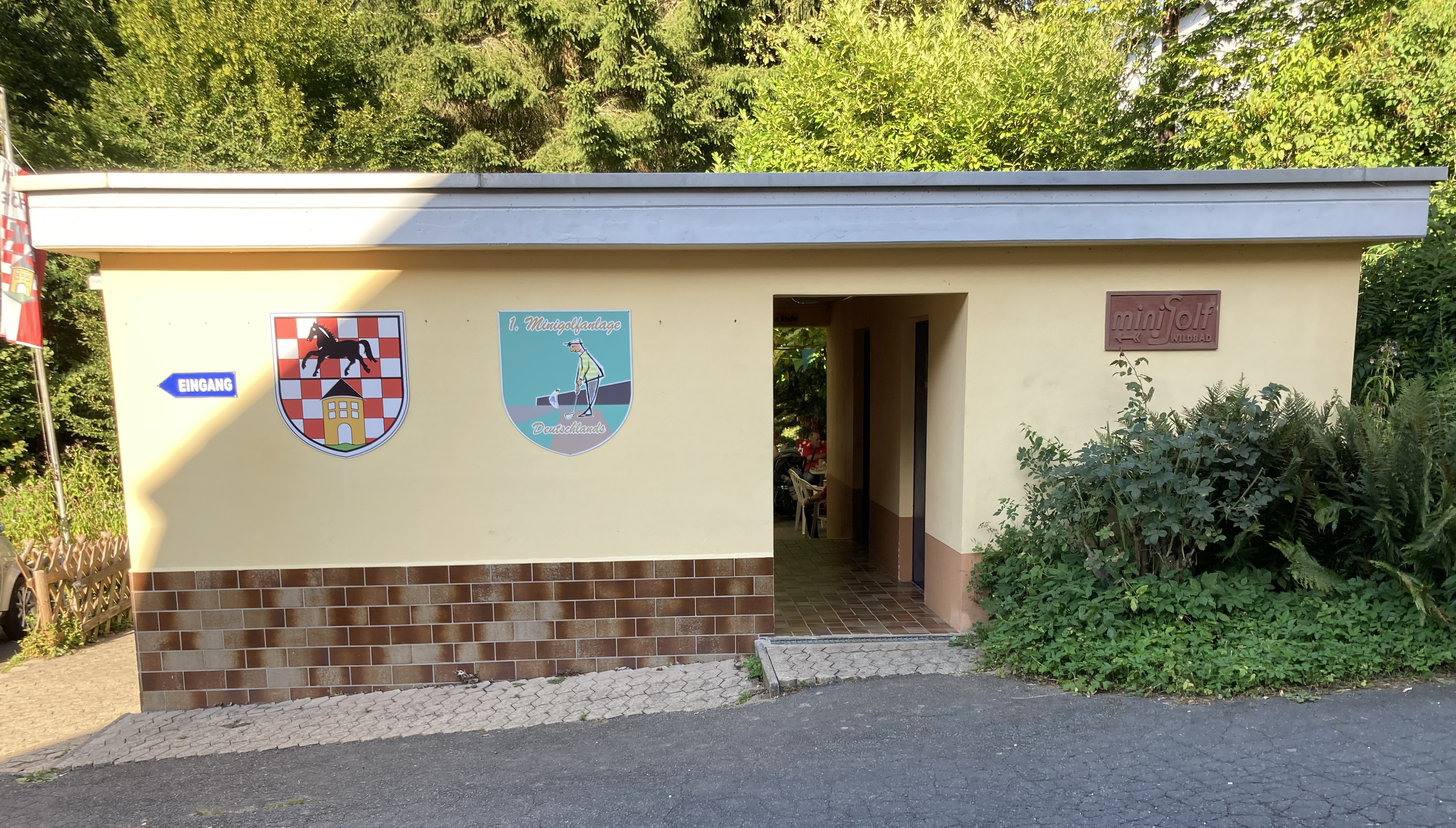 Eingang Minigolfanlage